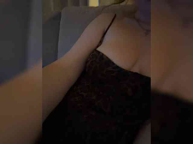 LadyLisichka webcam