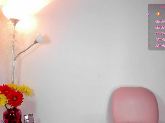 Valeriahunter live cam on BongaCams