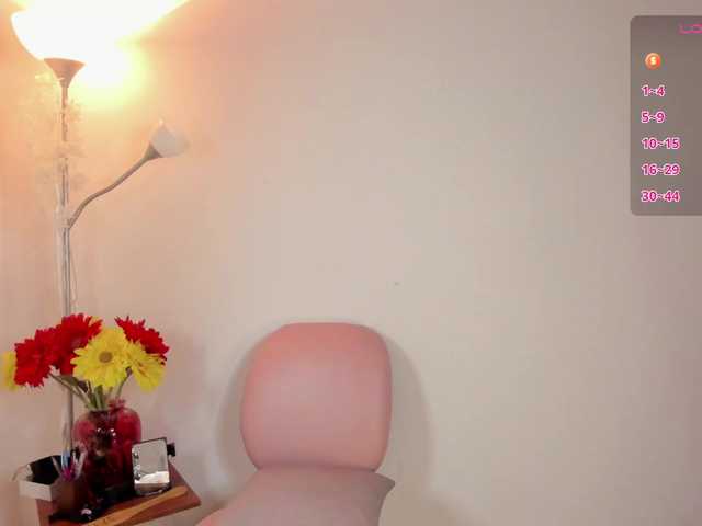 Valeriahunter live cam on BongaCams