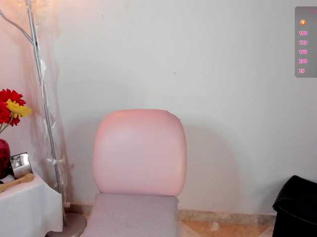 Valeriahunter live cam on BongaCams