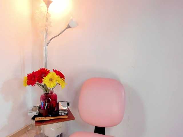 Valeriahunter live cam on BongaCams