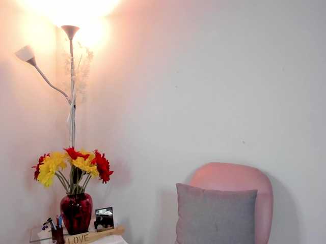 Valeriahunter live cam on BongaCams
