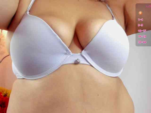 ValeriaHunter webcam