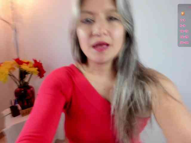 ValeriaHunter webcam