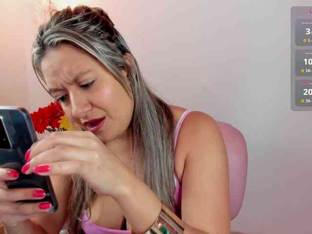 ValeriaHunter webcam