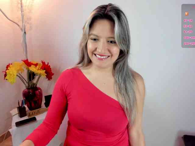 ValeriaHunter webcam