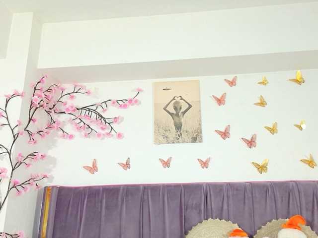 Lilithcapri7 live cam on BongaCams