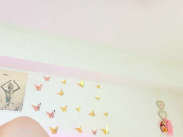 Lilithcapri7 live cam on BongaCams
