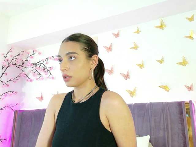 Lilithcapri7 live cam on BongaCams