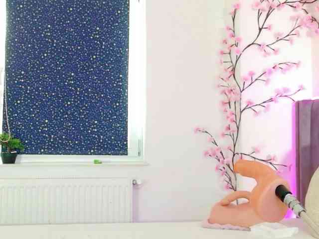 Lilithcapri7 webcam