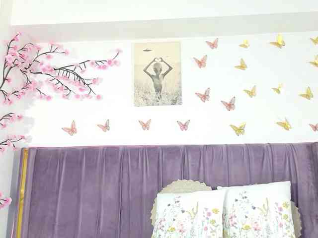 Lilithcapri7 webcam