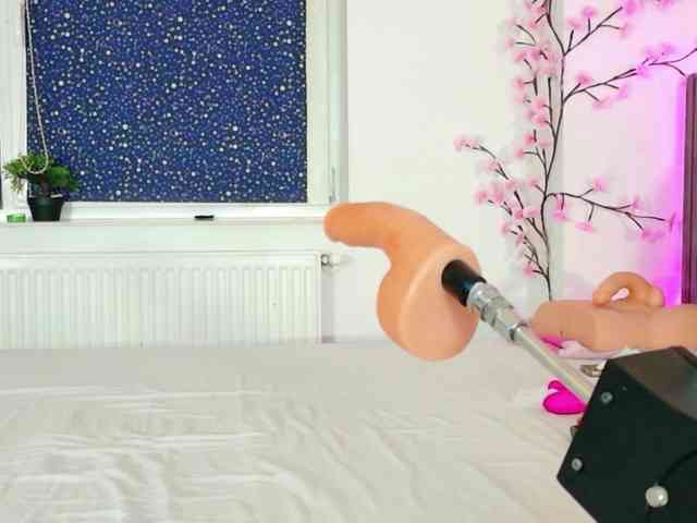 Lilithcapri7 webcam