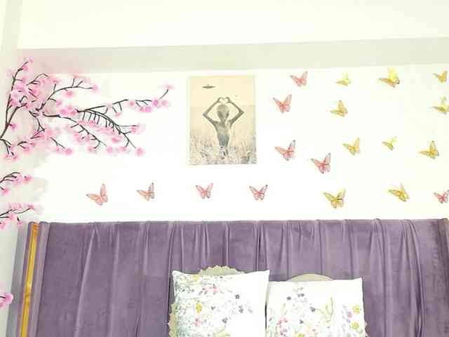 Lilithcapri7 webcam