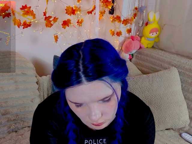 MiuAmano live cam preview