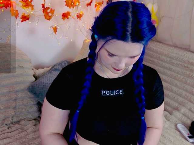 MiuAmano live cam