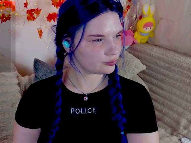 MiuAmano live cam preview