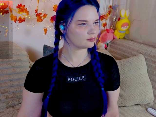 MiuAmano live cam preview