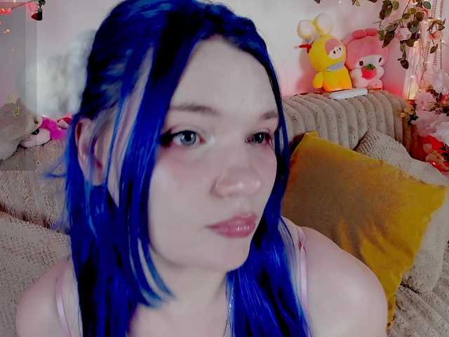 MiuAmano live cam on BongaCams