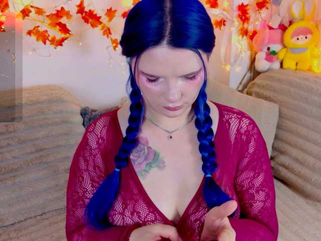 Miuamano live cam