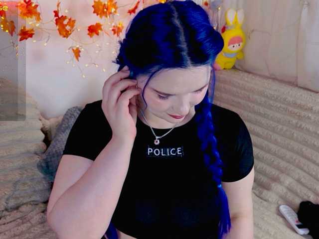 MiuAmano live cam preview