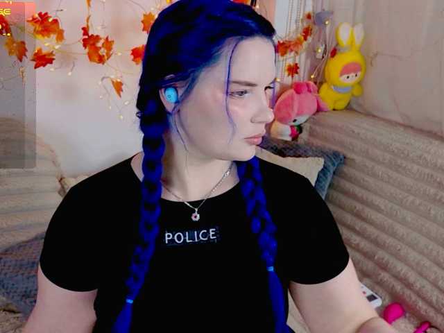 MiuAmano live cam preview