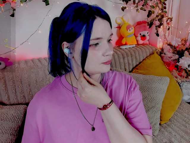модель MiuAmano