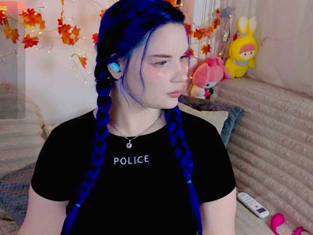 MiuAmano live cam preview