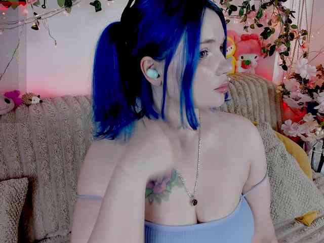 MiuAmano webcam