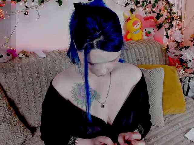 MiuAmano webcam