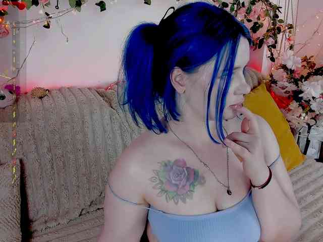 MiuAmano webcam