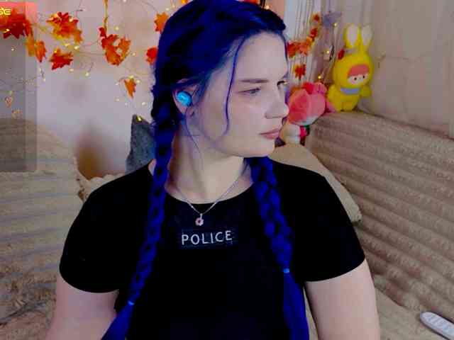 MiuAmano webcam