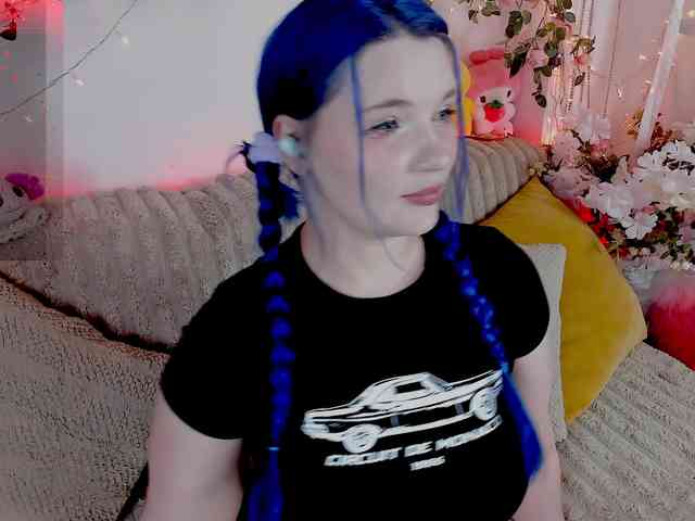 MiuAmano webcam