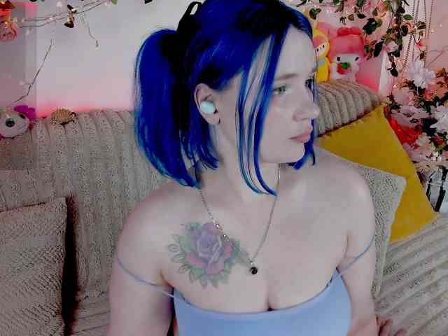 MiuAmano webcam