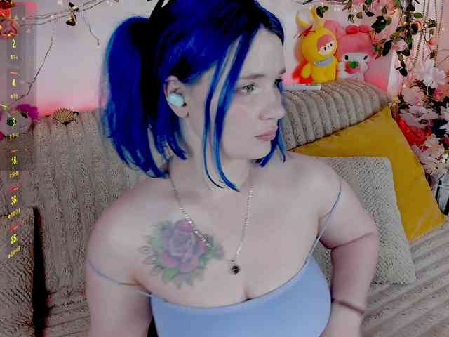 MiuAmano webcam