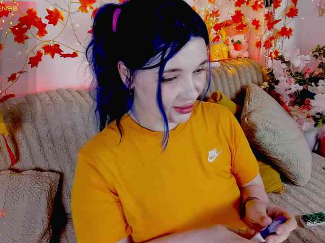 MiuAmano webcam