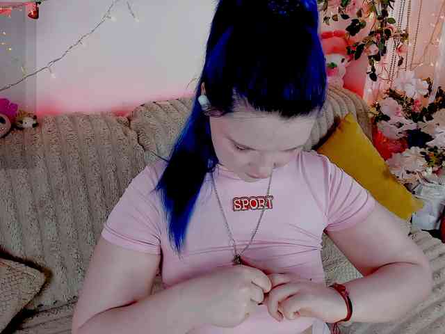 MiuAmano webcam