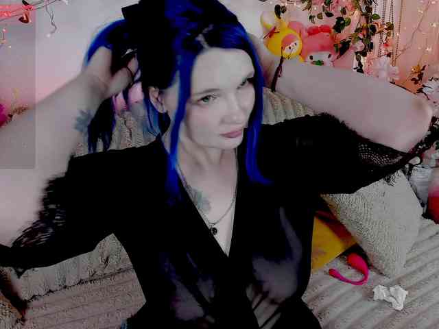 MiuAmano webcam