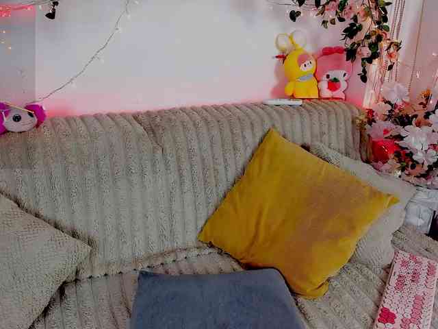 MiuAmano webcam