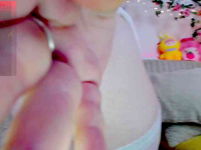 MiuAmano webcam