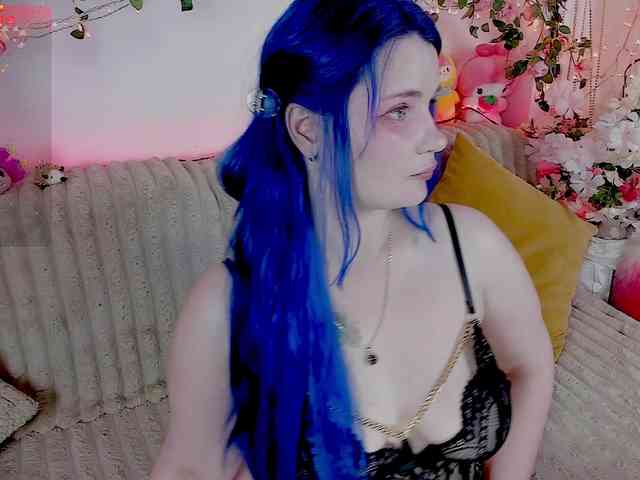 MiuAmano webcam