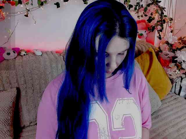 MiuAmano webcam