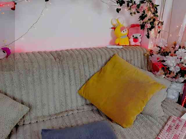 MiuAmano webcam
