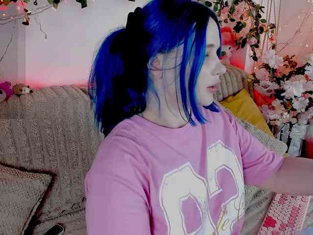 MiuAmano webcam