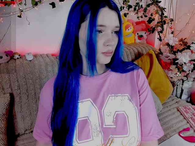 MiuAmano webcam