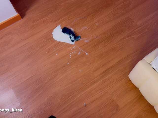 Oops_kiraa live cam preview