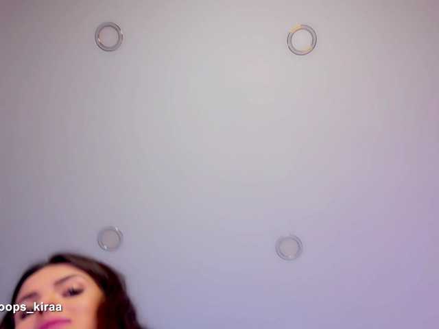 Oops_kiraa live cam preview