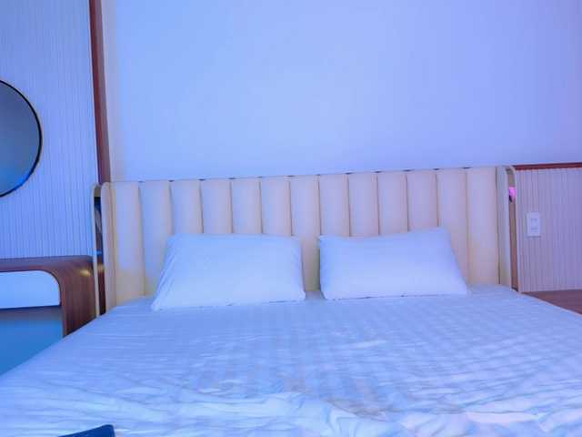 Opskira live cam on BongaCams