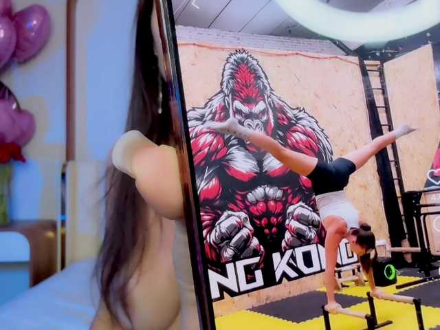 Oops_kiraa live cam preview