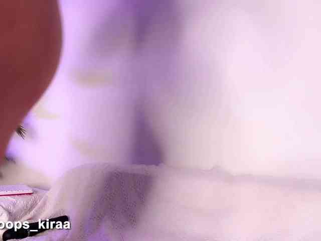 Oops_kiraa webcam