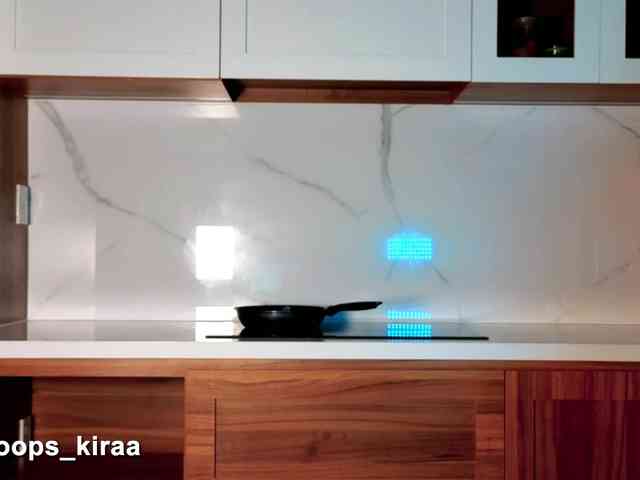 Oops_kiraa webcam